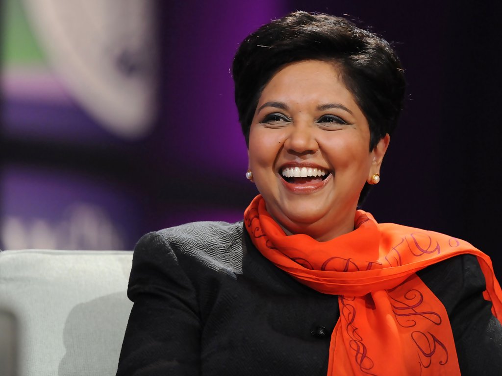 Indra Nooyi empleaba un enfoque participativo involucrando a su equipo en las decisiones estratégicas