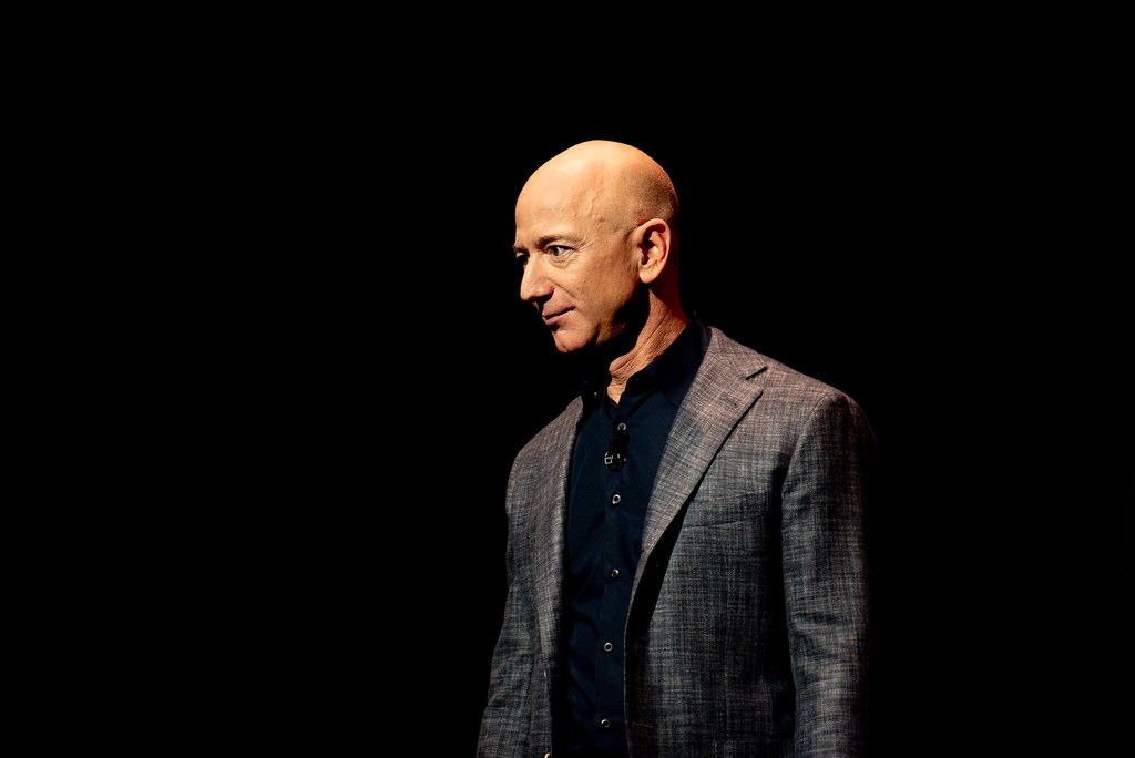 Jeff Bezos tiene un liderazgo adaptativo